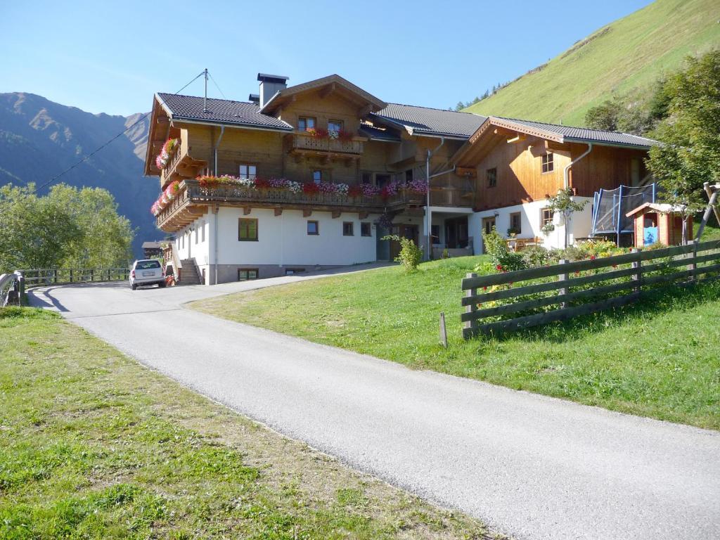 Apartmenthaus Gutwenger Innervillgraten Exterior photo